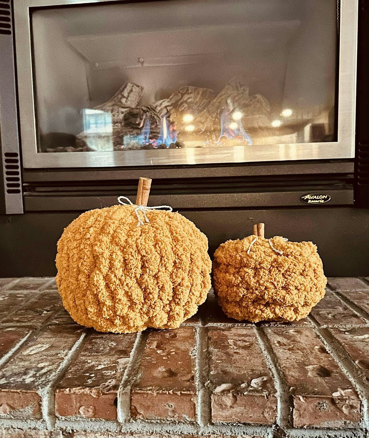Chunky Pumpkin and Ghost Knitting Class
