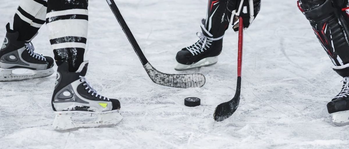 Boston University Terriers at UMass Minutemen Mens Hockey at Mullins Center, 9 January | Event in Amherst