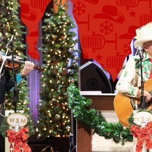 A Grand Ole Opry Christmas at Chanhassen Dinner Theatres