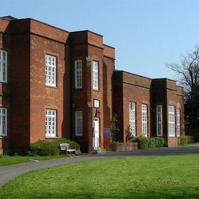 Saffron Walden Museum logo