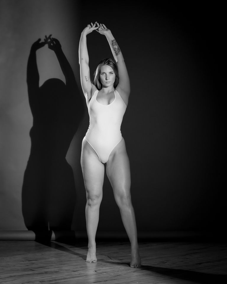 Figure Drawing Live Featuring Michelle The Art Pad Chicago 