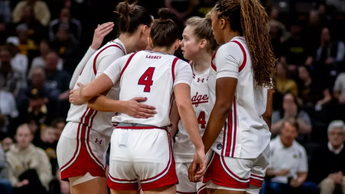 Wisconsin Badgers at Iowa Hawkeyes Womens Volleyball, 28 September | Event in Coralville | AllEvents