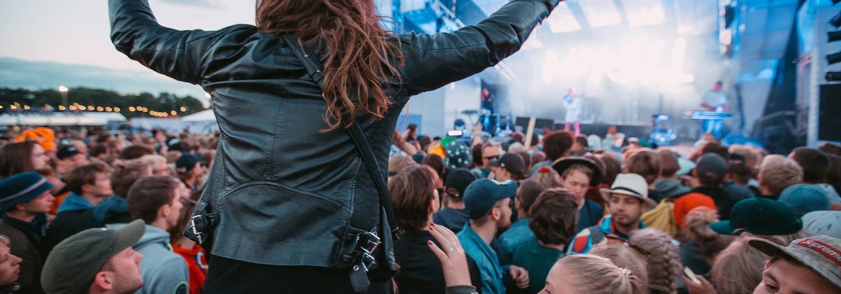 Neon Nights Country Festival - (2-Day Pass) with Foreigner, Brooks & Dunn, Bret Michaels, Tracy Lawrence, and more!, 8 August