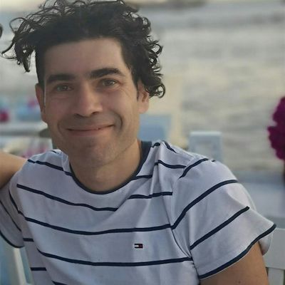 Deniz Nasuhoglu logo