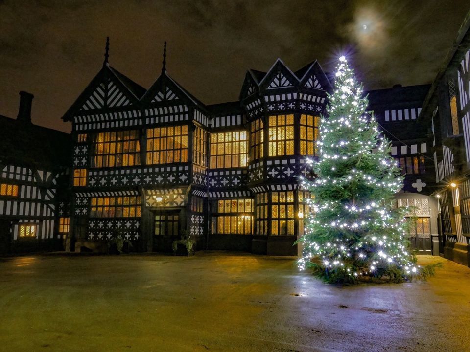 Carols in the Courtyard , Bramall Hall, Alderley Edge, 15 December 2023