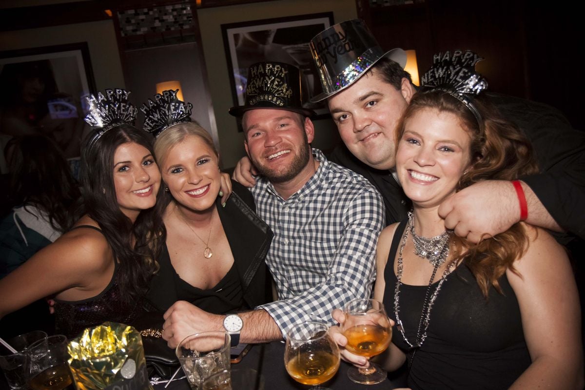 2021 Dallas New Years Eve (NYE) Bar Crawl, Thu Dec 31 2020 at 0800 pm
