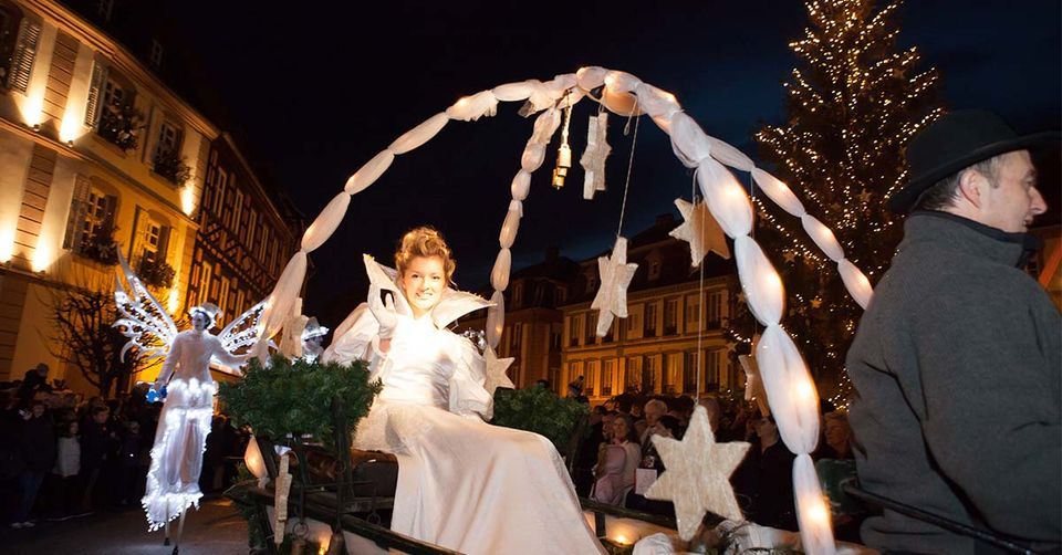 Grand cortège de Hans Trapp et Christkindel : de lombre à la lumière ...