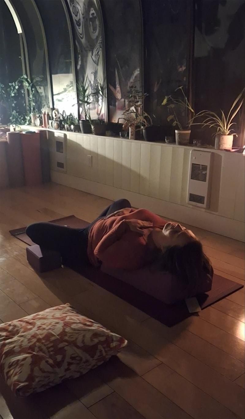 Restorative Yoga & Sound Bath, 9 January | Event in Abbotsford | AllEvents