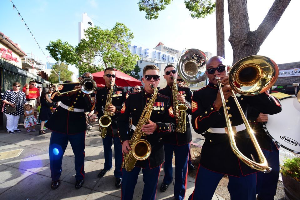 Marine Band San Diego Summer Concert, Piazza della Famiglia, Chula