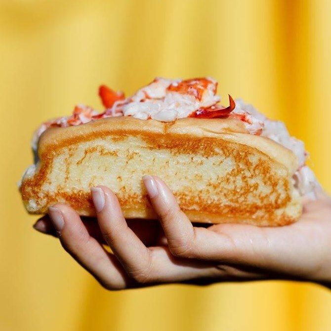 Cousins Maine Lobster at Asbury Park OysterFest, 1300 Ocean Ave, Asbury Park, NJ 077125654