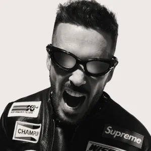 M. Pokora in Paris