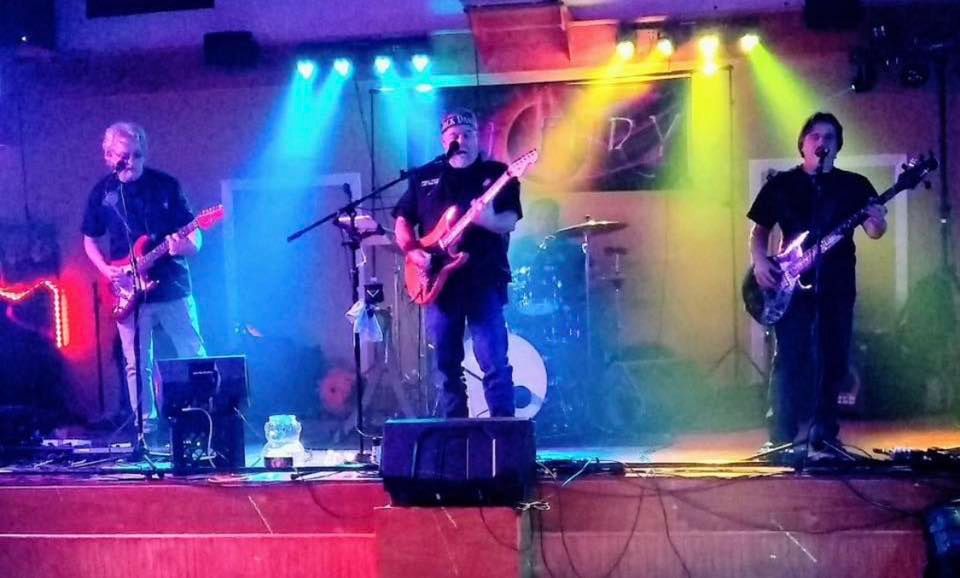 The Fury rock you like a hurricane!, hurricanes sports bar, Metairie