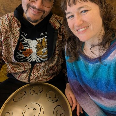 Eddy and Rose Montez logo