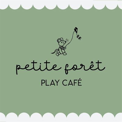 Petite Forêt Play Café logo