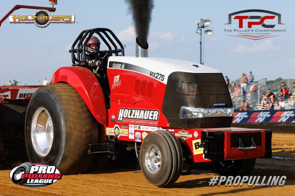 Pro Trucks and Tractor Pulls at The Dirt Oval, 12 July | Event in Joliet | AllEvents