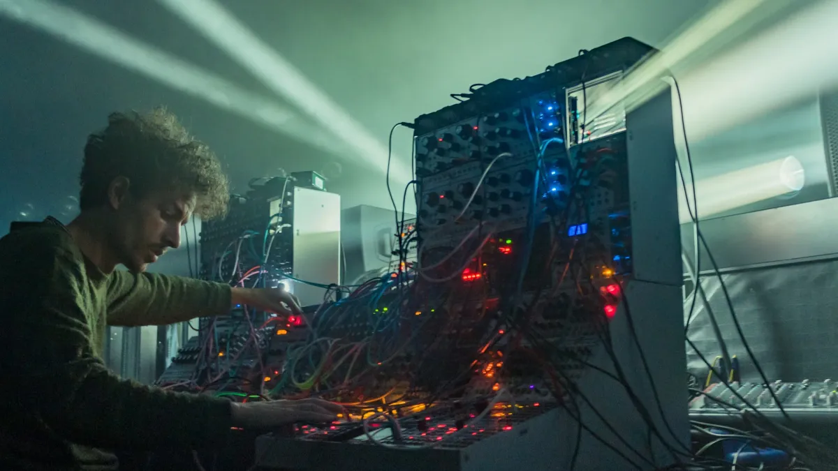 Colin Benders, Drea, Dzeko, Atrice, Saidah, Sandrien in Barcelona, 13 December | Event in Barcelona | AllEvents