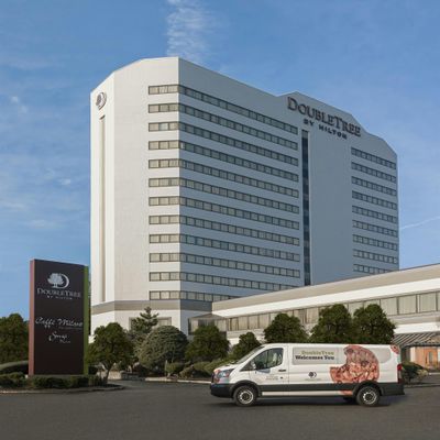 DoubleTree by Hilton Fort Lee