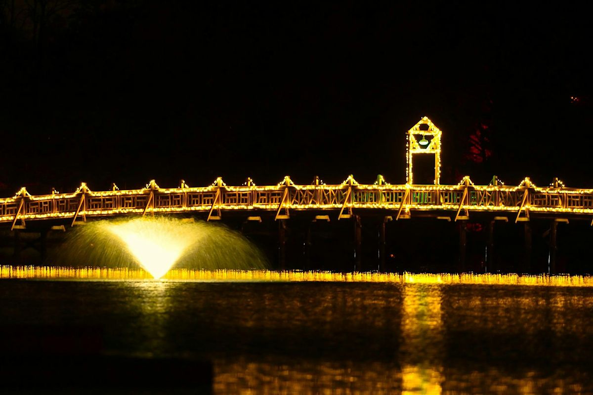 Sip, Socialize & See the Lights Trolley Tour, 18 December | Event in Spring Lake | AllEvents