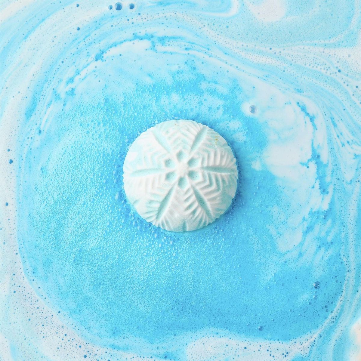 WINTER HOLIDAY BATH BOMB WORKSHOP @ LUSH LEICESTER