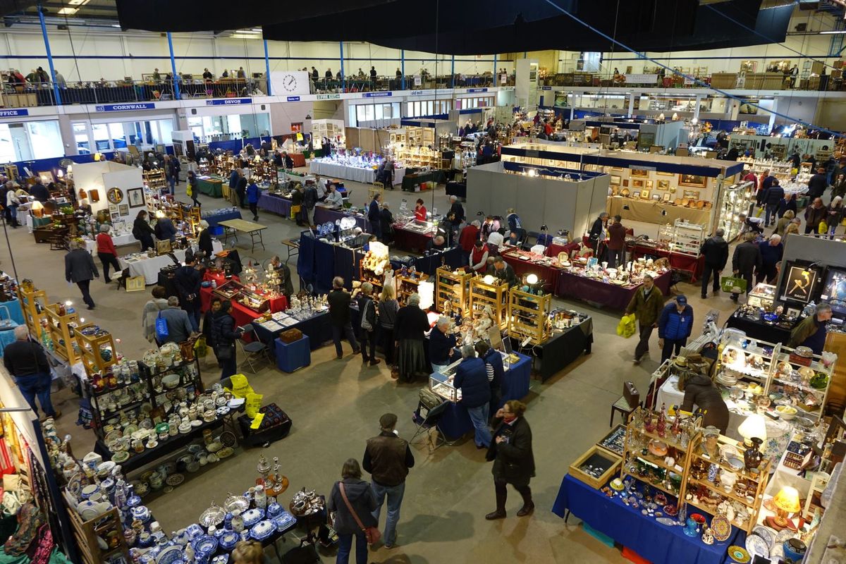 SHEPTON MALLET ANTIQUES & COLLECTORS FAIR 2025, 13 June | Event in Shepton Mallet | AllEvents