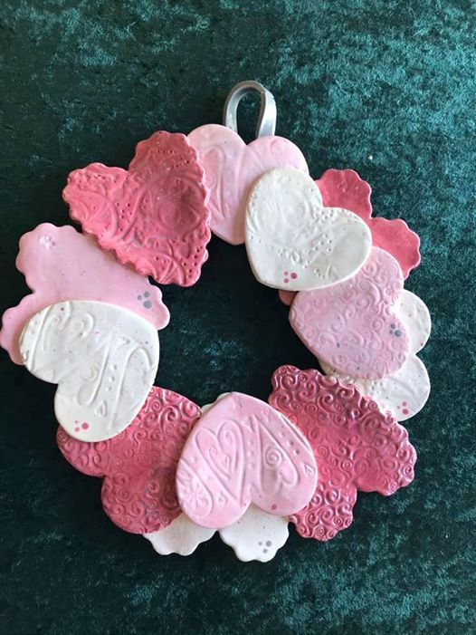 Clay Heart Wreath At Plaster Cottage Of Clermont Clermont