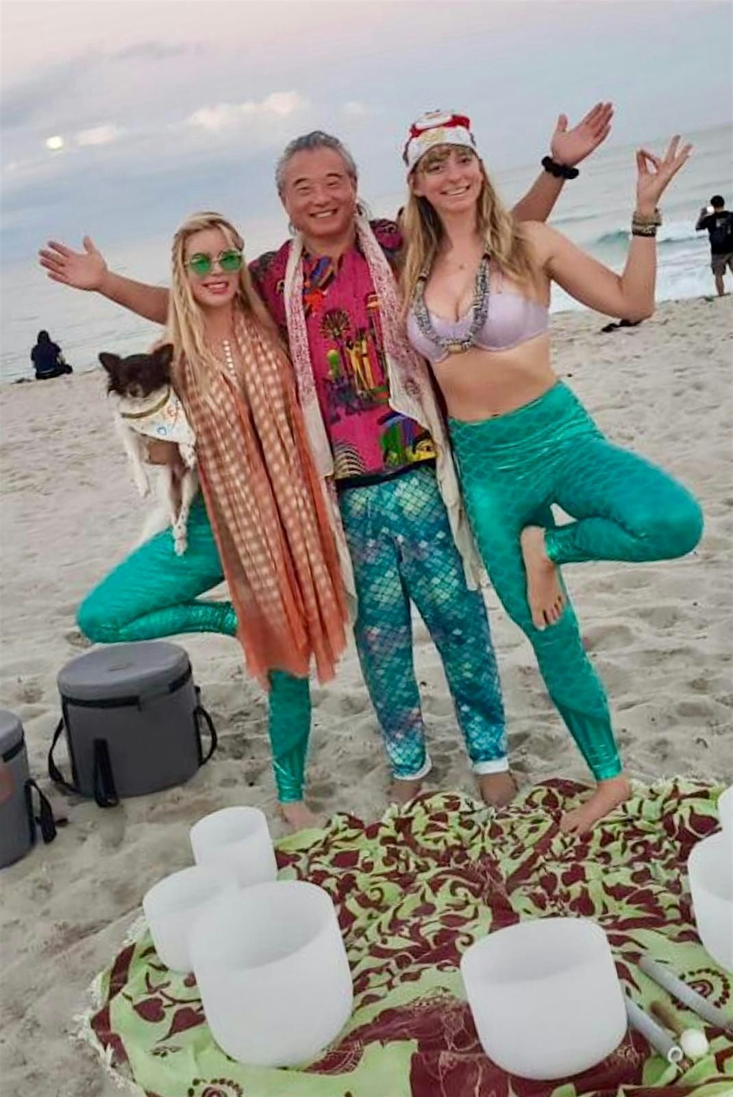 FULL MOON Yoga, Sound Healing & Potluck!  1/3/26 Invite & Share, 3 January | Event in Miami Beach
