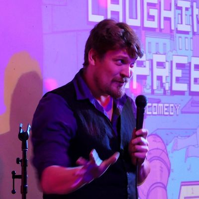 Laughing Spree Comedy logo