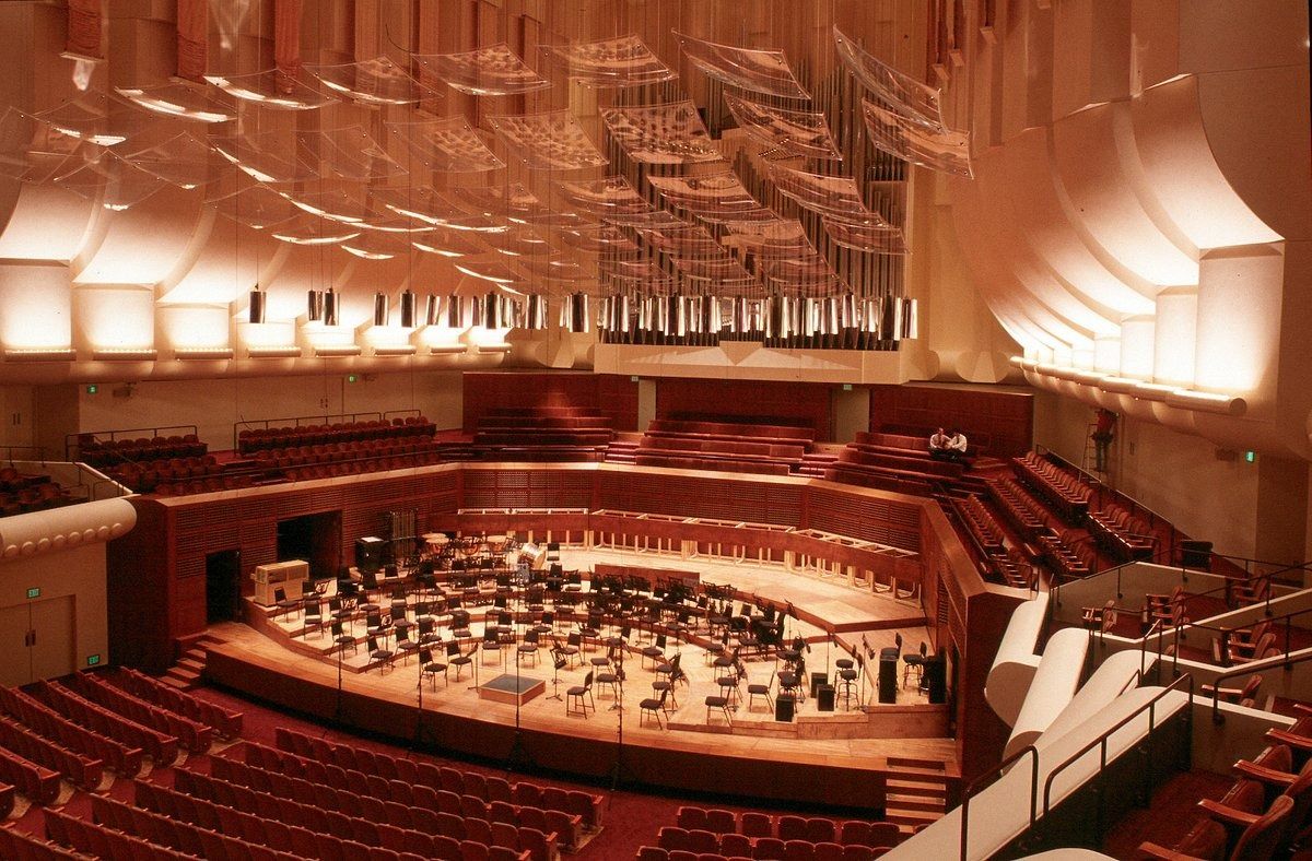 San Francisco Symphony: Sarah Hicks - Danny Elfman's Music From The Films of Tim Burton, 13 November | AllEvents