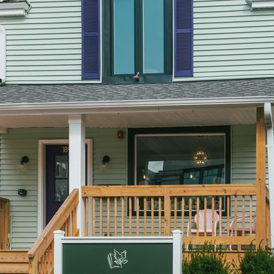 Matchmaker Bookshop logo