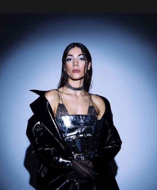 Ivi Adamou