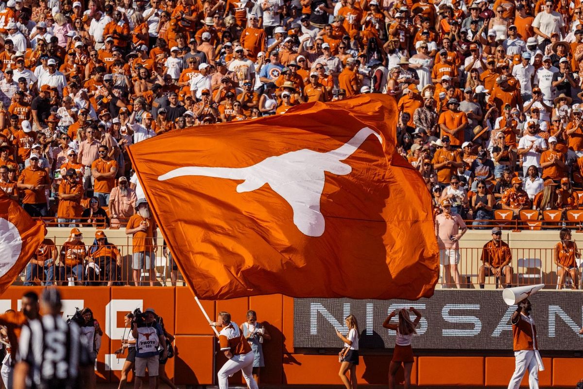Texas Longhorns at Georgia Bulldogs Softball, 17 April | Event in Athens | AllEvents