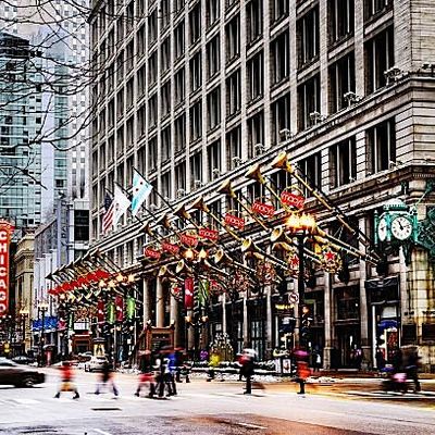 Macy’s on State Street logo