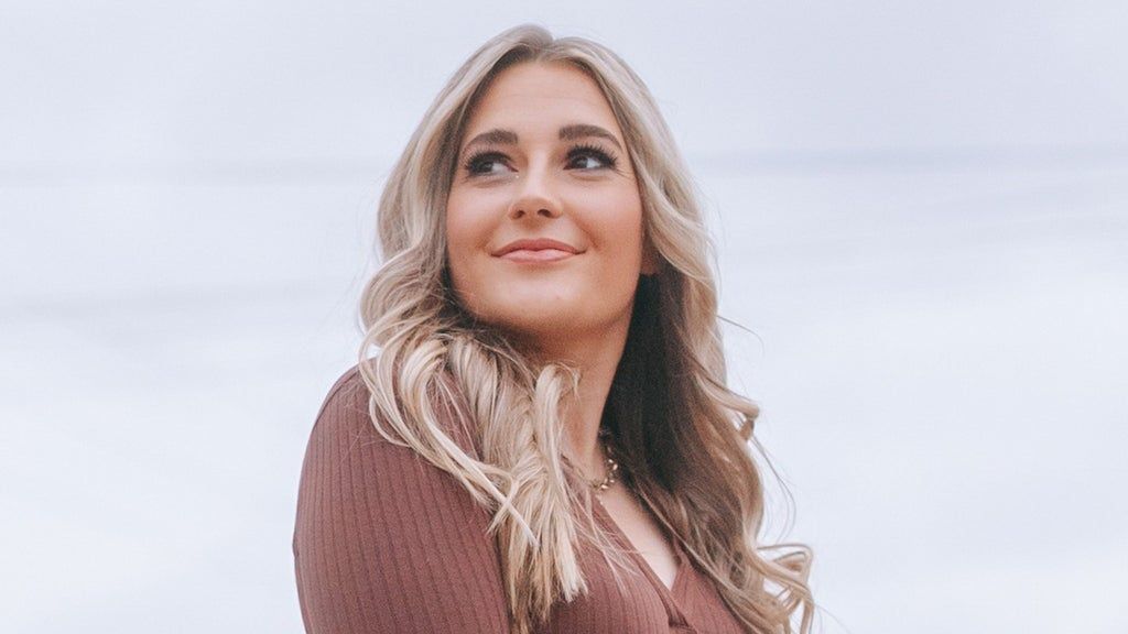 Erin Kinsey, 3 August | Event in St. Louis | AllEvents