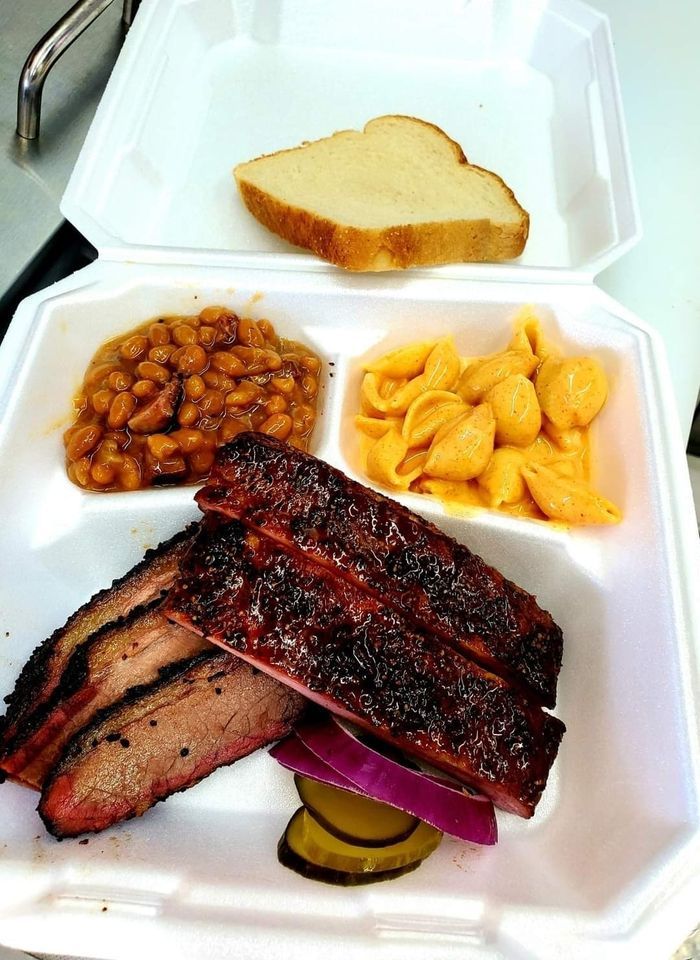 GGC Smokehouse Food Truck At Brawley School 132 Swift Arrow Dr ggc-smokehouse-food-truck-at-brawley-school-132-swift-arrow-dr