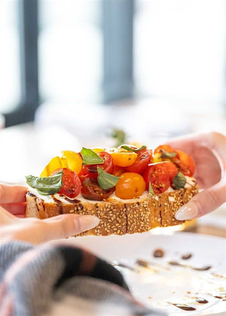 Hands-on Bruschetta with Proseco W/ Chef Martha and Joe Comforti 8.8 6pm, 8 August | Event in Salem | AllEvents