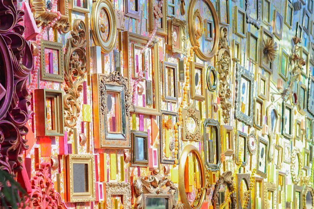 CURATOR'S TOUR: Through the Veil, 25 August | Event in Sarasota | AllEvents