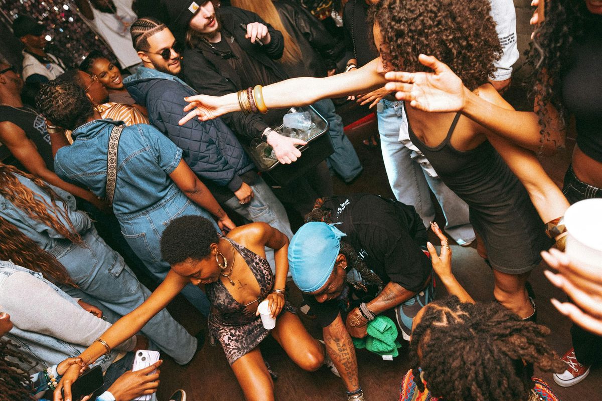 Bubble Up ( Memorial Day Weekend), 25 May | Event in Seattle | AllEvents