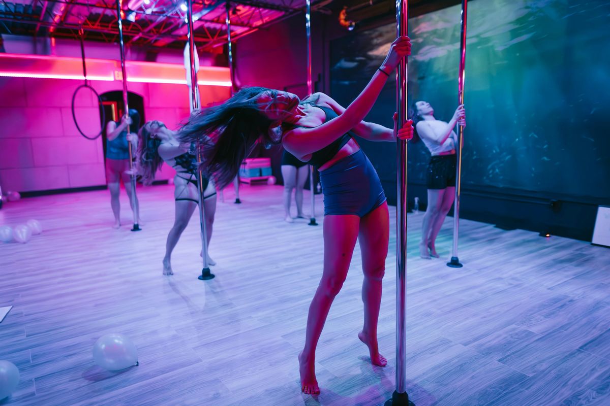 Mermaids After Dark:  Free Mini-Pole Dance Class & Aerial Open House | Event in Apple Valley | AllEvents