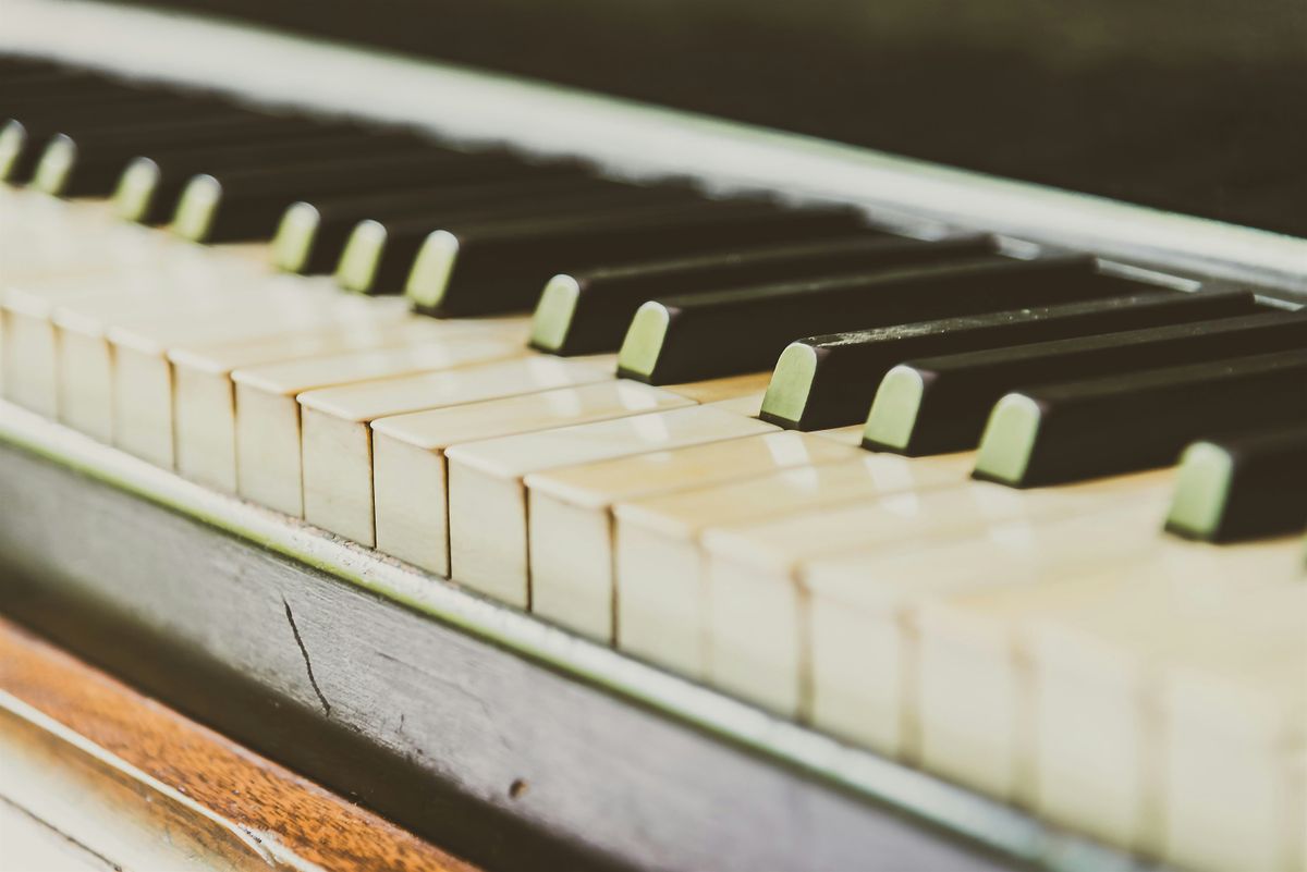 Dinner & Dueling Pianos at Hilton Scranton & Conference Center, 15 August | Event in Scranton | AllEvents
