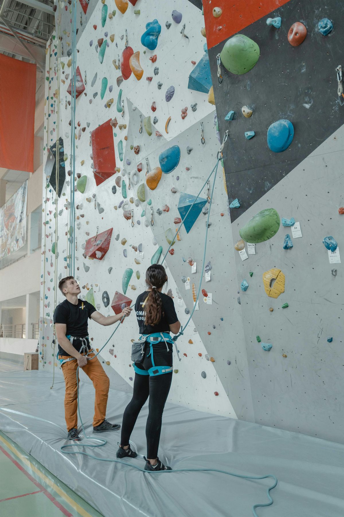 Rock Climbing for Stress Reduction, Social Connection & Focus, 31 May | Event in Los Angeles | AllEvents