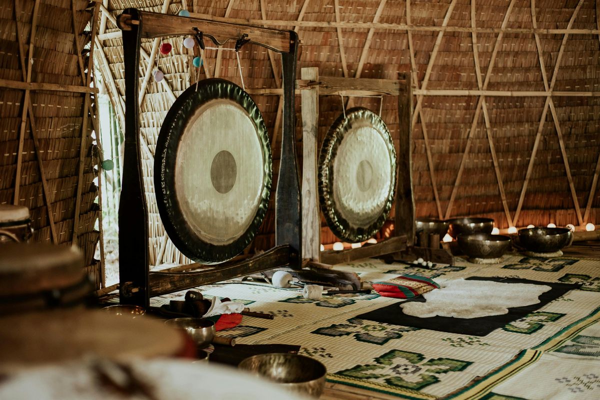 Spirit & Sound: Sound Bath & Oracle Card Reading Experience, 24 September | Event in Bethpage | AllEvents