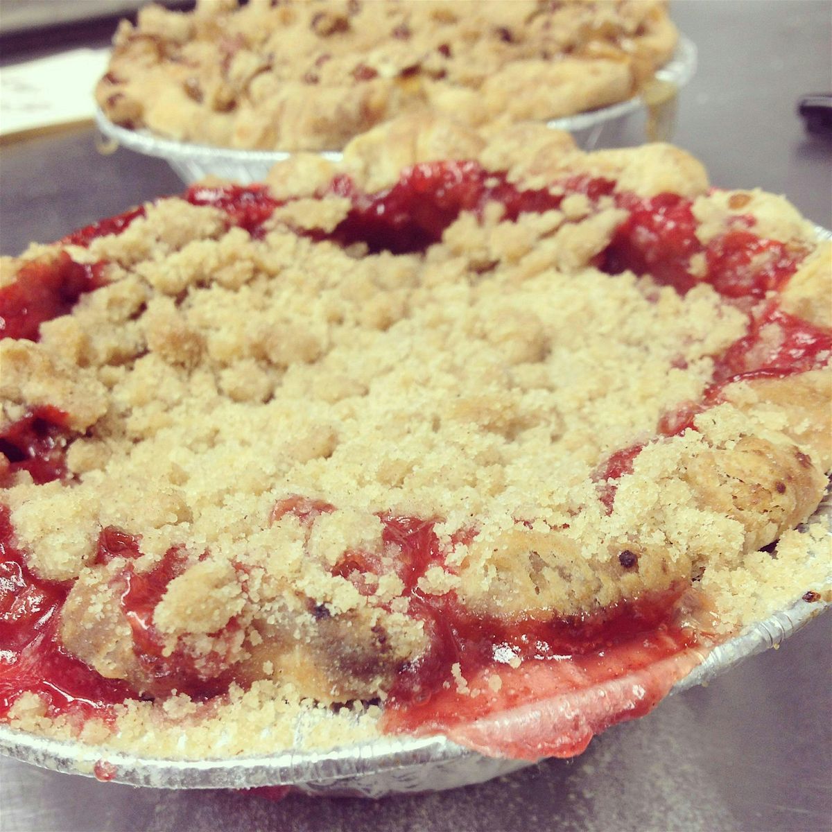 The Pie Sessions with Honeypie Bakeshop | Strawberry Rhubarb Pies, 13 May | Event in Milwaukee | AllEvents