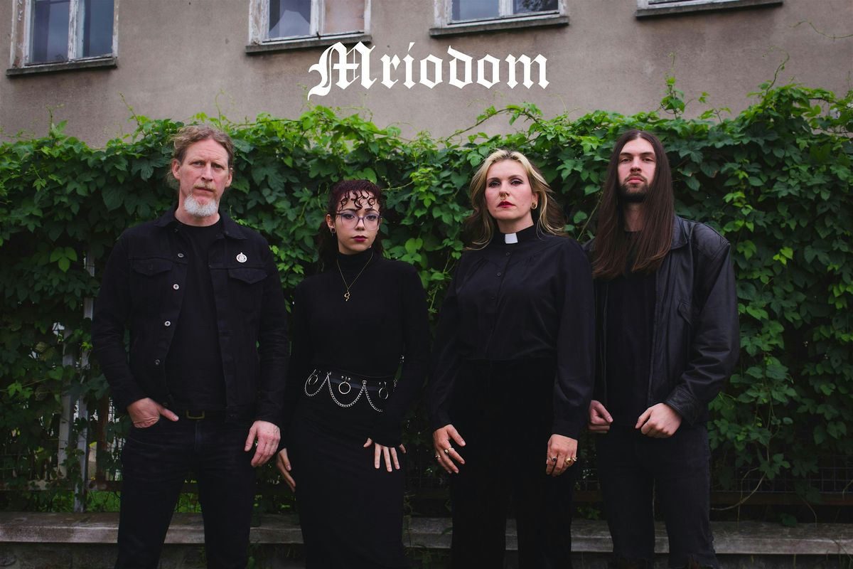 USU pres.: Weihnachtskonzert w/ Mriodom + suprise + suprise | Neue Zukunft, 20 December | Event in Berlin