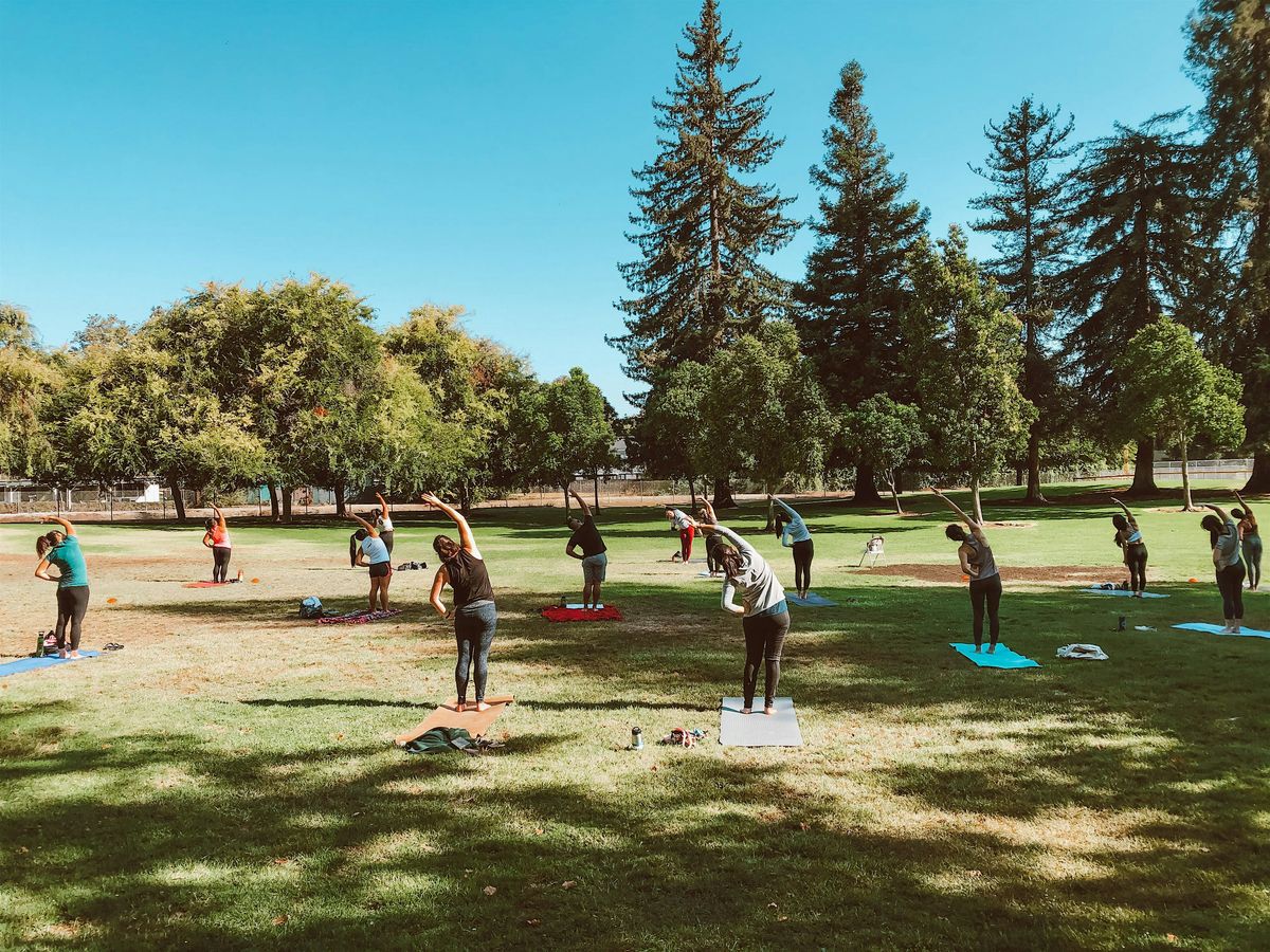 Yoga in the Park with Live DJ, 28 August | Event in Somerville | AllEvents