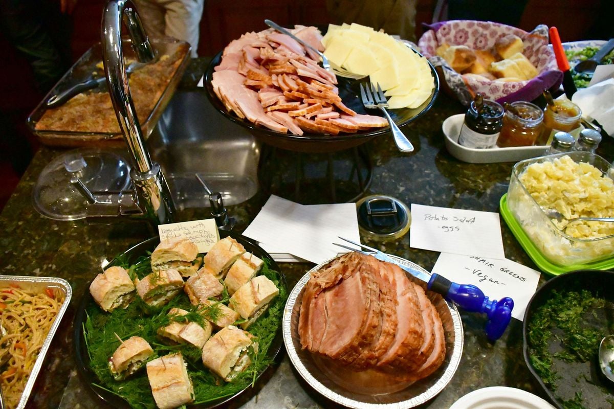Q-MoB Summer Potluck Dinner (Pittsfield, MA), 17 August | Event in Pittsfield | AllEvents