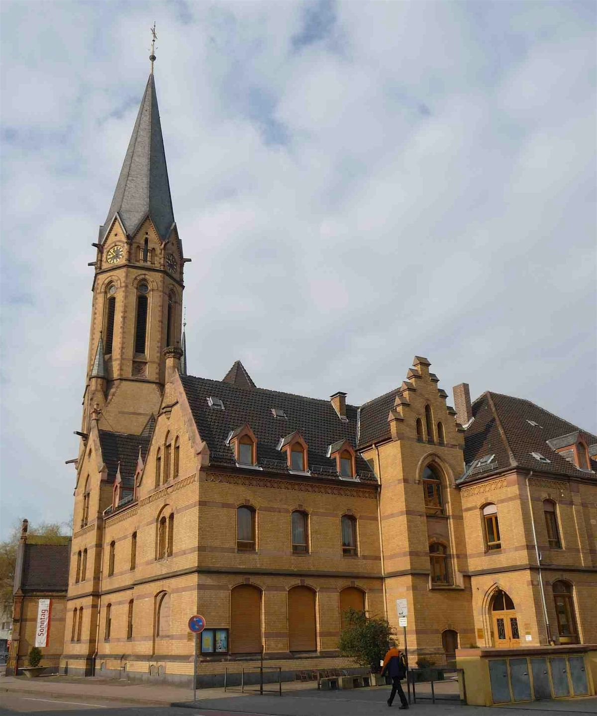 Ludwigshafen Audio Tour: Hemshof’s Hidden Icons and Industrial Echoes | Event in Ludwigshafen Am Rhein | AllEvents