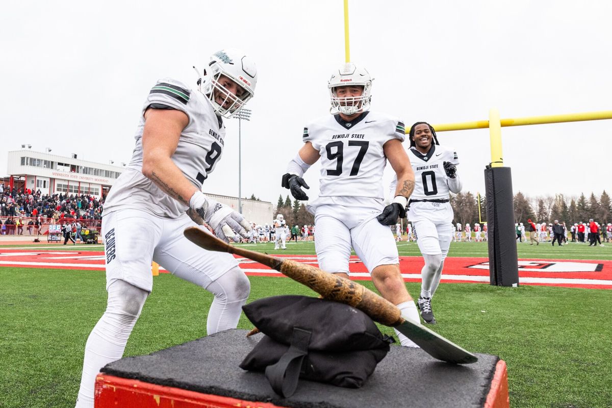 MSU Moorhead Dragons vs. Bemidji State Beavers, 31 October | Event in Moorhead | AllEvents
