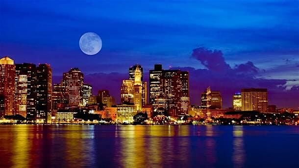 Moonlight Boat Party  - Top 40/Hip-Hop/ House/Edm, 17 May | Event in Boston | AllEvents