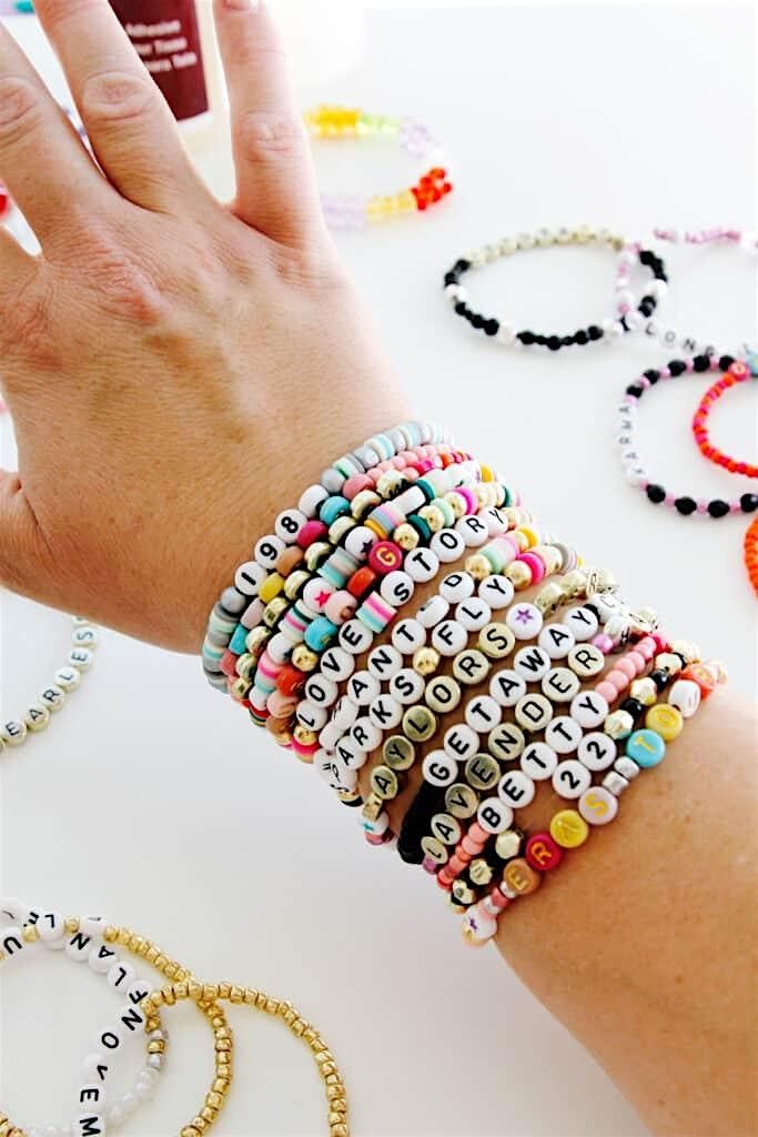 Bracelets & Pizza: A Swiftie Night Out, 24 September | Event in Indianapolis | AllEvents