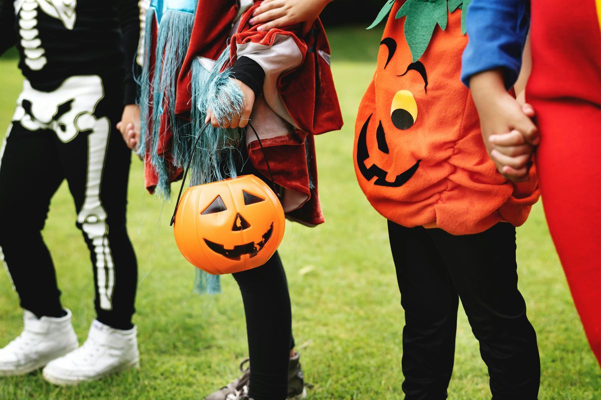 Trunk or Treat &amp; Story Time with Ballard First Lutheran and Read-a-Rama